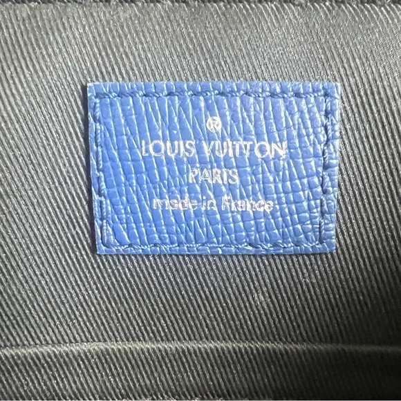 Authentic Louis Vuitton Trio Messenger Bag Monogram Taigarama Cobalt Blue - Picture 6 of 7
